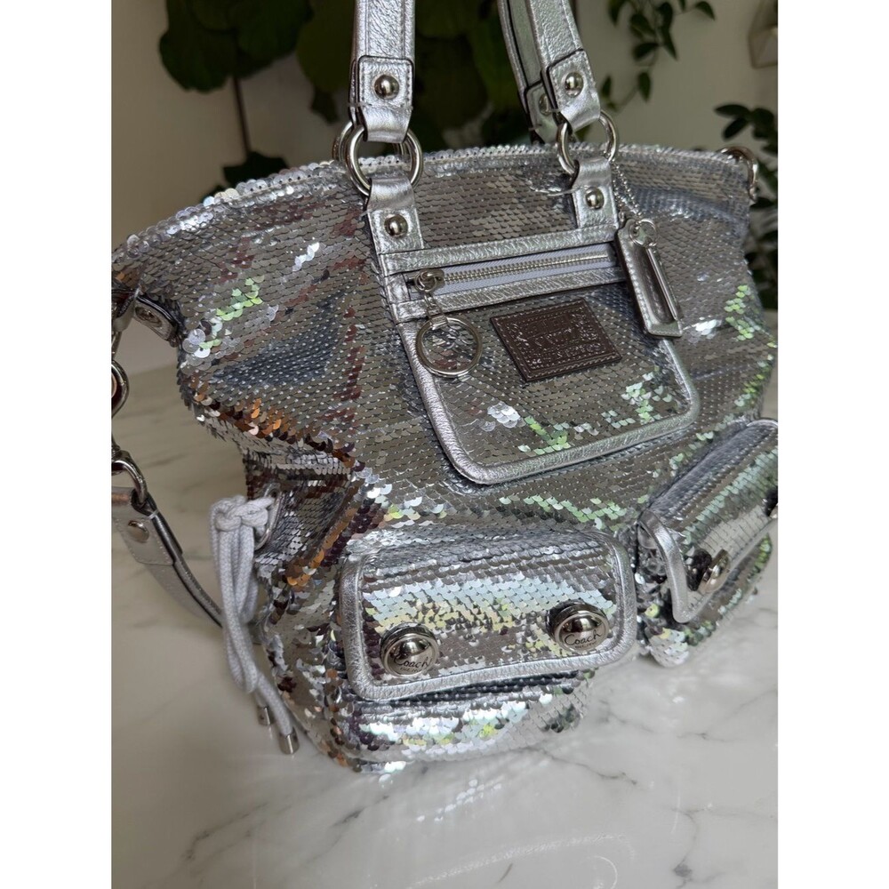 Coach Limited Edition Poppy Sequin Spotlight Tote Shoulder Bag 13821 Silver Y2K - Picture 2 of 16